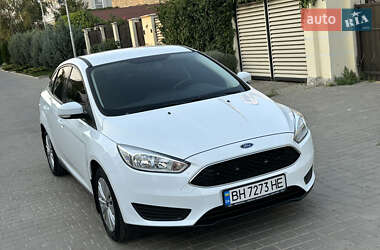 Седан Ford Focus 2016 в 