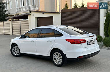Седан Ford Focus 2016 в 