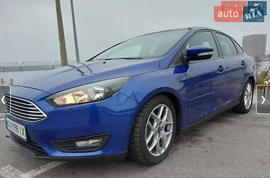Хэтчбек Ford Focus 2015 в 