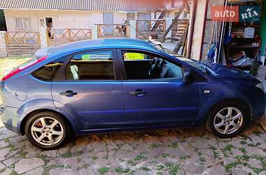 Хэтчбек Ford Focus 2006 в 