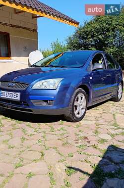 Хэтчбек Ford Focus 2006 в 