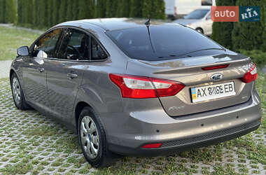 Седан Ford Focus 2013 в 
