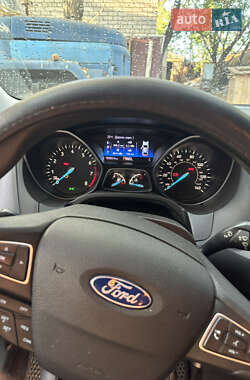 Седан Ford Focus 2016 в 