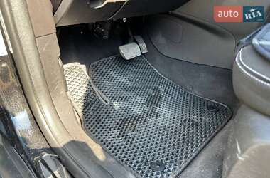 Седан Ford Focus 2015 в 