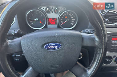 Универсал Ford Focus 2010 в 