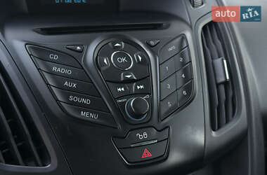 Седан Ford Focus 2012 в 