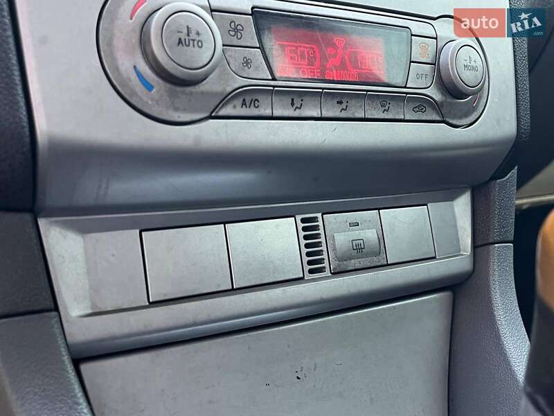Хэтчбек Ford Focus 2010 в Львове фото 31 Хэтчбек Ford Focus 2010 в Львове