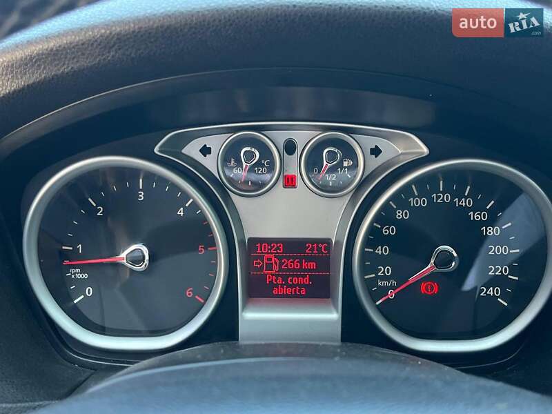 Хэтчбек Ford Focus 2010 в Львове фото 34 Хэтчбек Ford Focus 2010 в Львове