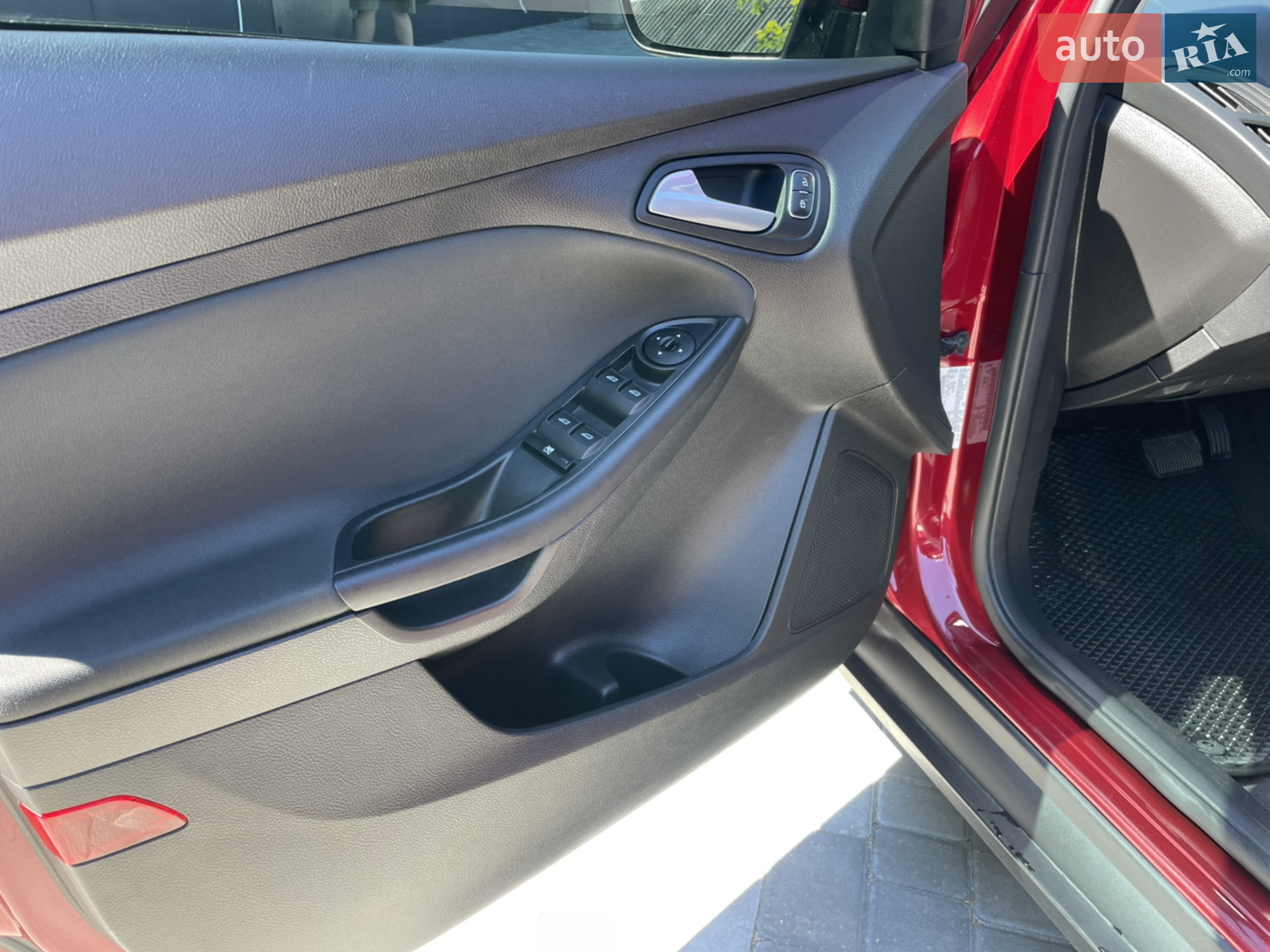 2015 Ford Focus - мініатюра 16