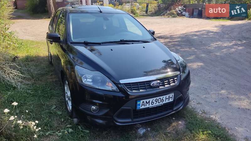 Хэтчбек Ford Focus 2009 в Лугинах фото 3 Хэтчбек Ford Focus 2009 в Лугинах
