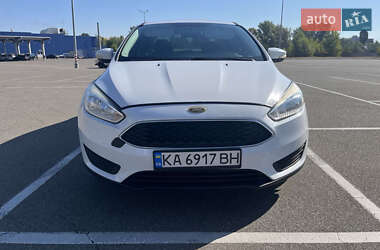 Седан Ford Focus 2015 в 