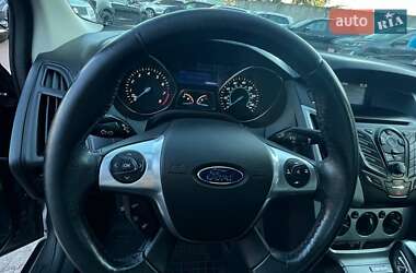 Седан Ford Focus 2014 в 