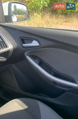 Универсал Ford Focus 2012 в 