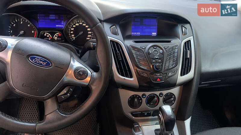 Универсал Ford Focus 2012 в Львове