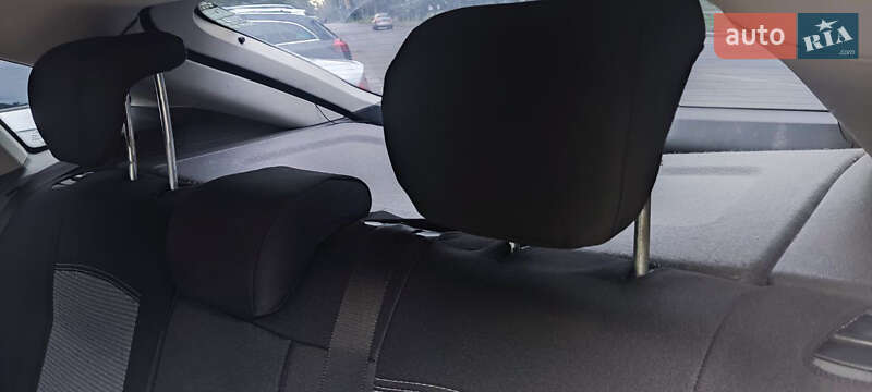 Хэтчбек Ford Focus 2006 в Виннице