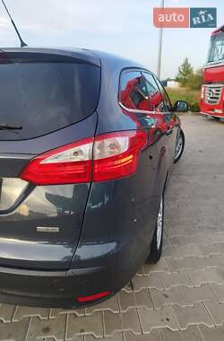 Универсал Ford Focus 2011 в 