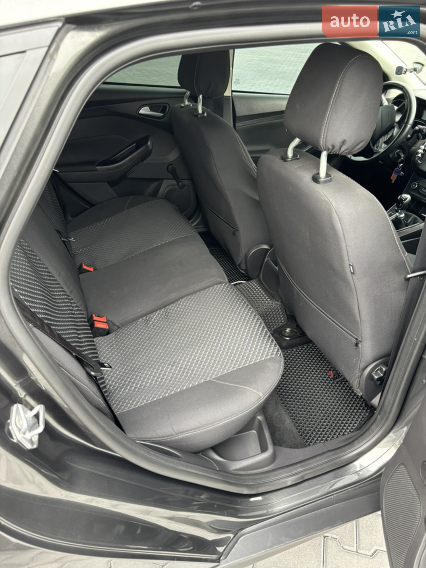 2016 Ford Focus - мініатюра 8