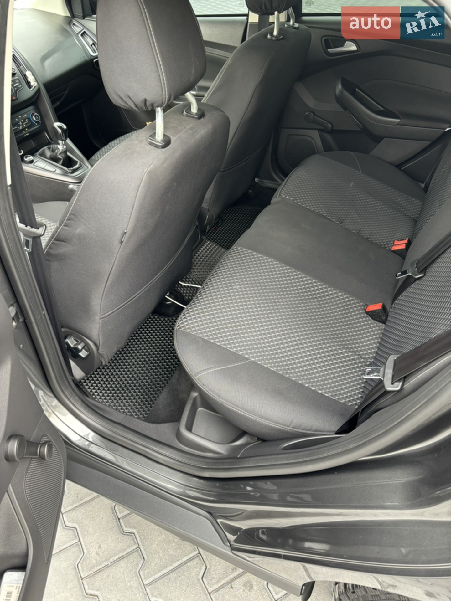 2016 Ford Focus - мініатюра 15