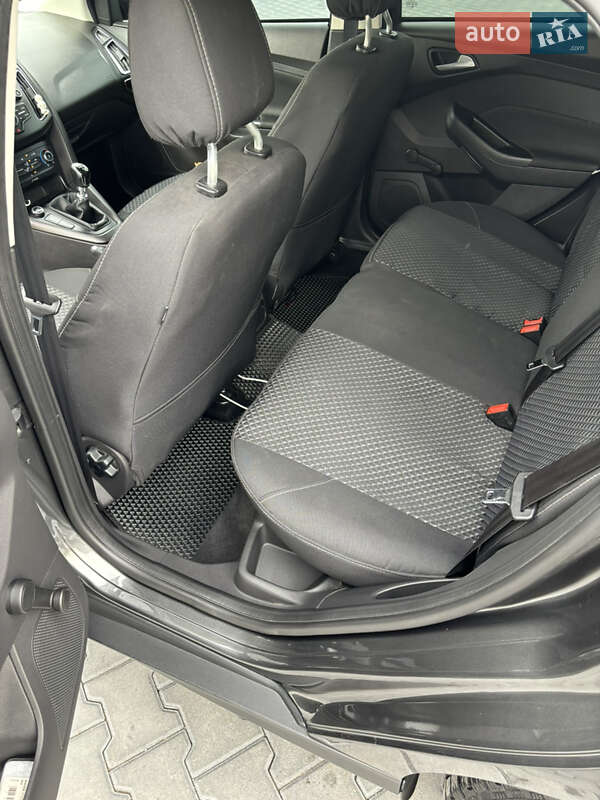 Хэтчбек Ford Focus 2016 в Зборове