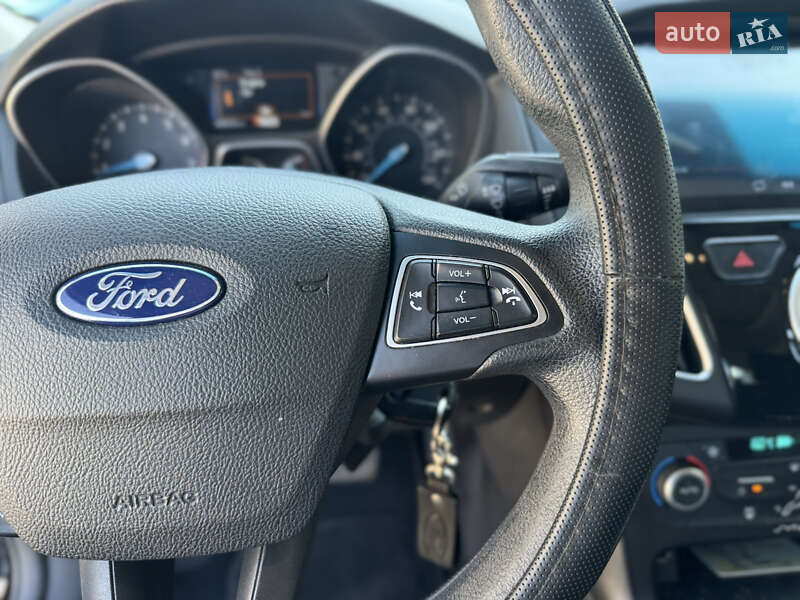 Седан Ford Focus 2018 в Киеве фото 12 Седан Ford Focus 2018 в Киеве