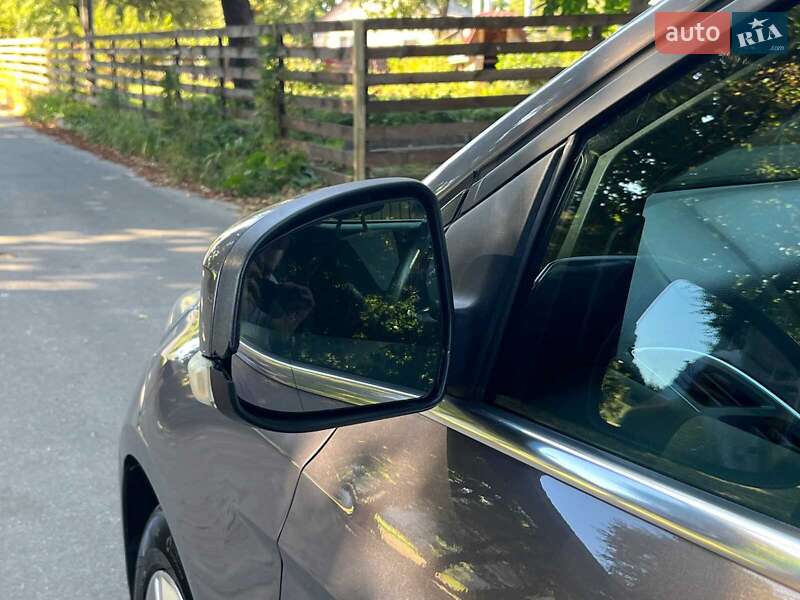 Хэтчбек Ford Focus 2012 в Киеве фото 8 Хэтчбек Ford Focus 2012 в Киеве