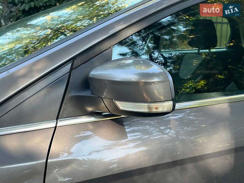 Хэтчбек Ford Focus 2012 в Киеве фото 9 Хэтчбек Ford Focus 2012 в Киеве