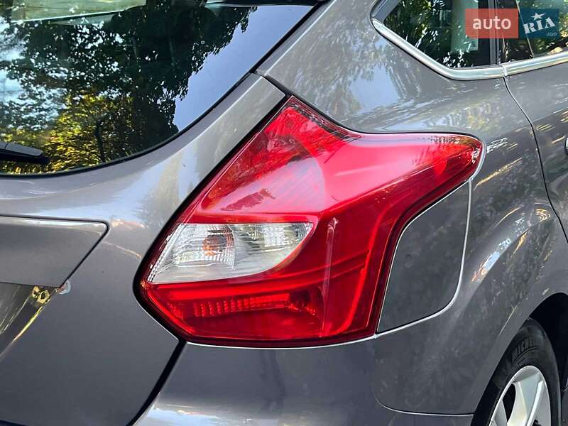 Хэтчбек Ford Focus 2012 в Киеве фото 13 Хэтчбек Ford Focus 2012 в Киеве