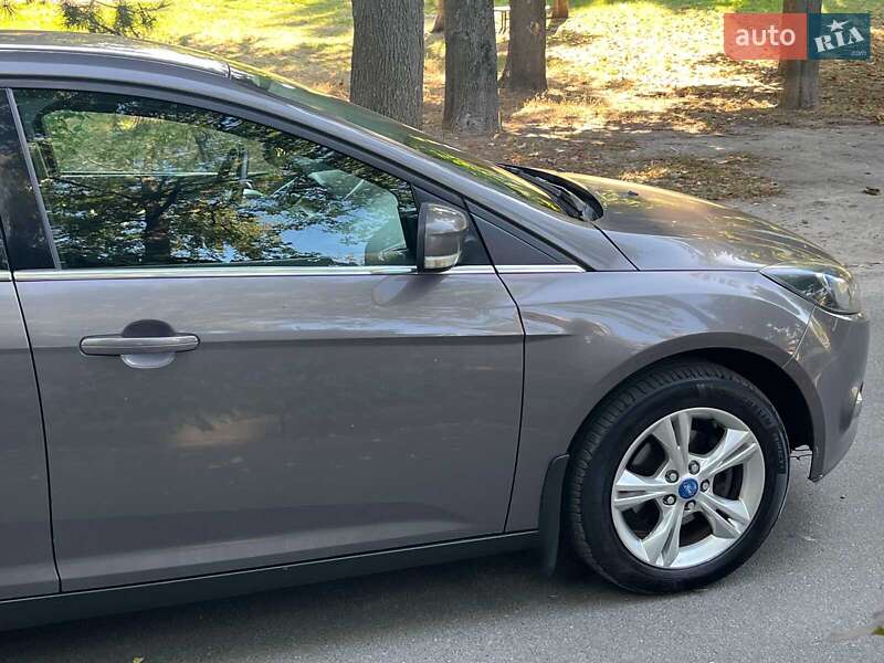 Хэтчбек Ford Focus 2012 в Киеве фото 16 Хэтчбек Ford Focus 2012 в Киеве
