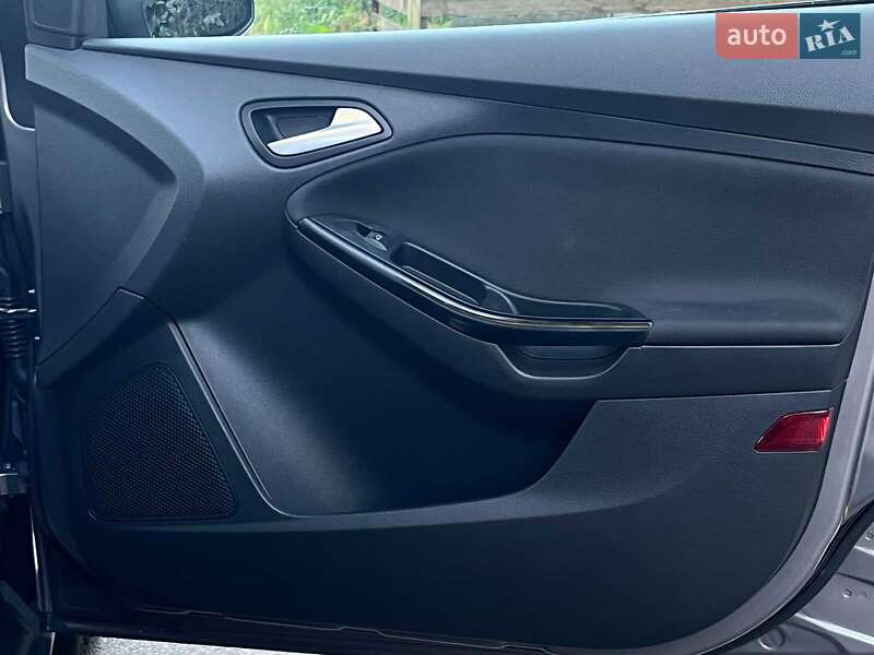 Хэтчбек Ford Focus 2012 в Киеве фото 19 Хэтчбек Ford Focus 2012 в Киеве