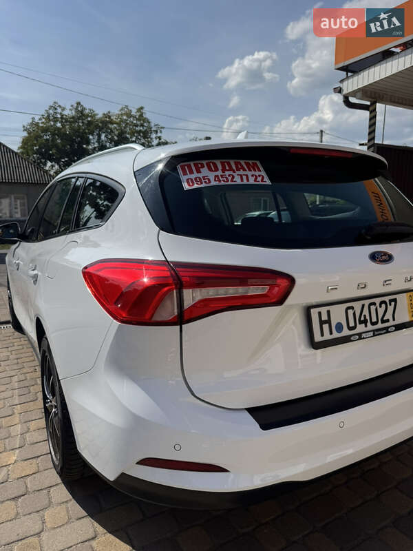 Універсал Ford Focus 2020 в Сваляві фото 33 Універсал Ford Focus 2020 в Сваляві