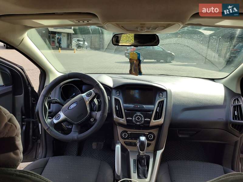 Седан Ford Focus 2011 в Підволочиську