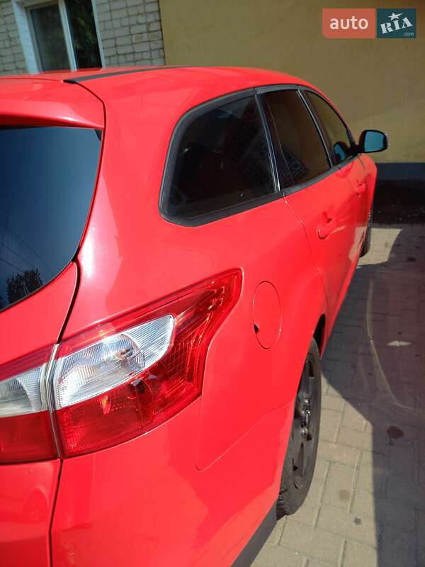 Универсал Ford Focus 2012 в Киеве фото 16 Универсал Ford Focus 2012 в Киеве