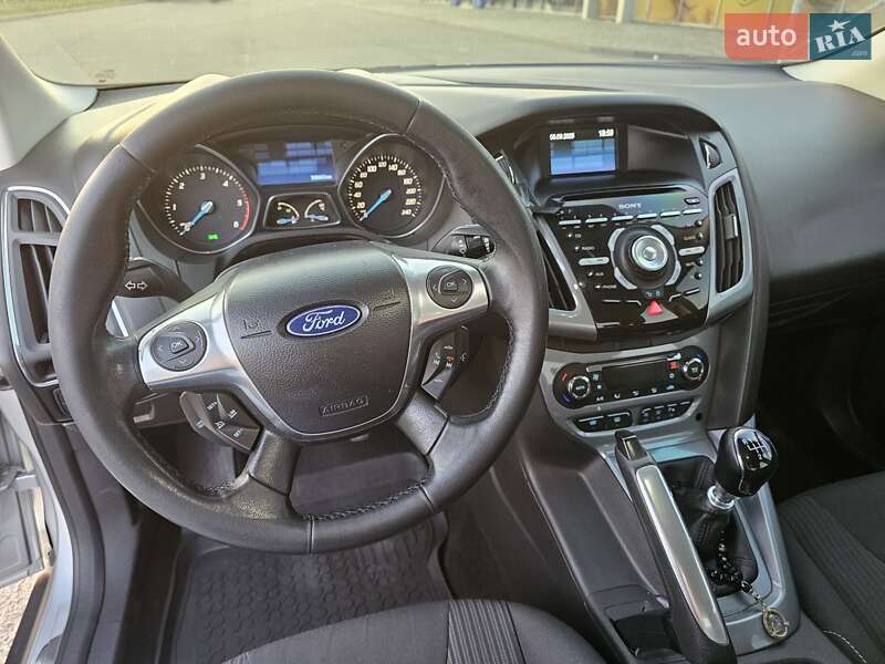 Седан Ford Focus 2011 в Днепре фото 16 Седан Ford Focus 2011 в Днепре