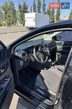 Хэтчбек Ford Focus 2010 в Киеве