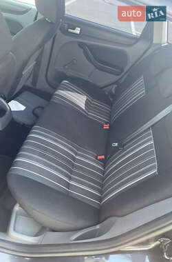 Универсал Ford Focus 2010 в 