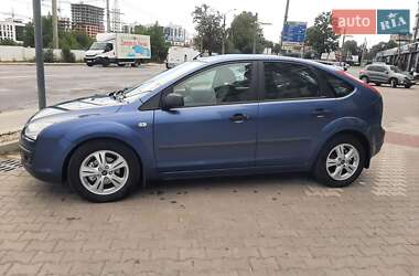 Хэтчбек Ford Focus 2006 в 