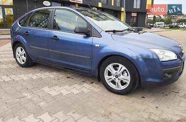 Хэтчбек Ford Focus 2006 в 