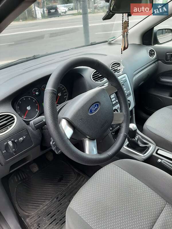 Хэтчбек Ford Focus 2006 в Ивано-Франковске фото 16 Хэтчбек Ford Focus 2006 в Ивано-Франковске