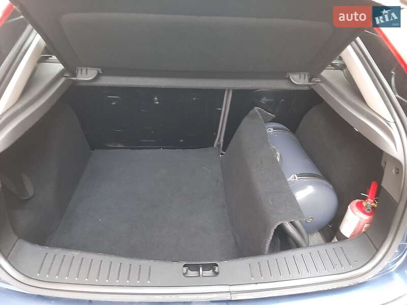 Хэтчбек Ford Focus 2006 в Ивано-Франковске фото 35 Хэтчбек Ford Focus 2006 в Ивано-Франковске