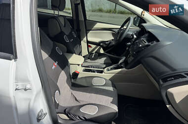 Седан Ford Focus 2017 в 