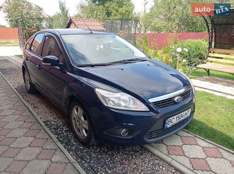 Хэтчбек Ford Focus 2010 в Стрые