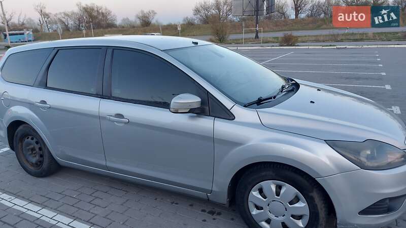Универсал Ford Focus 2010 в Стрые фото 2 Универсал Ford Focus 2010 в Стрые