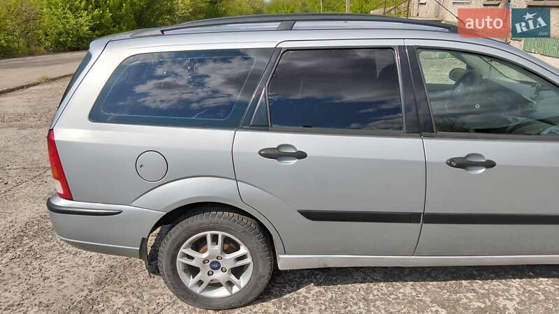 Универсал Ford Focus 2003 в Каменском