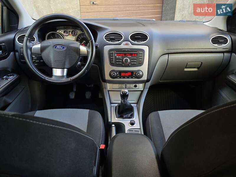 Хетчбек Ford Focus 2011 в Тернополі фото 26 Хетчбек Ford Focus 2011 в Тернополі