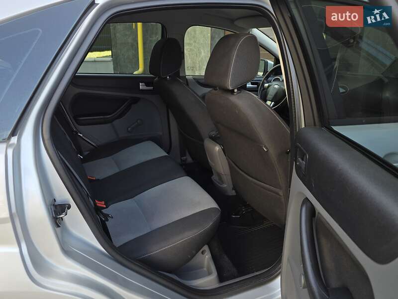 Хетчбек Ford Focus 2011 в Тернополі фото 29 Хетчбек Ford Focus 2011 в Тернополі