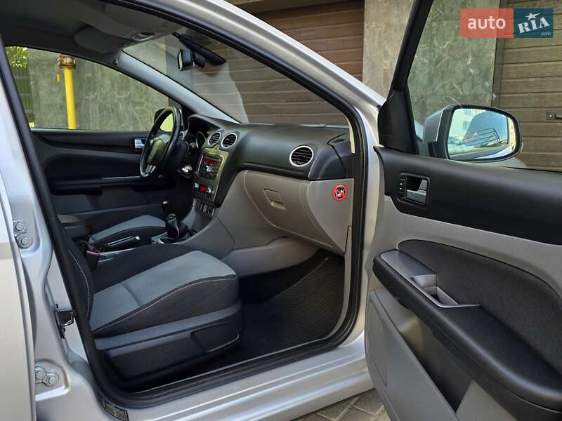 Хетчбек Ford Focus 2011 в Тернополі фото 30 Хетчбек Ford Focus 2011 в Тернополі