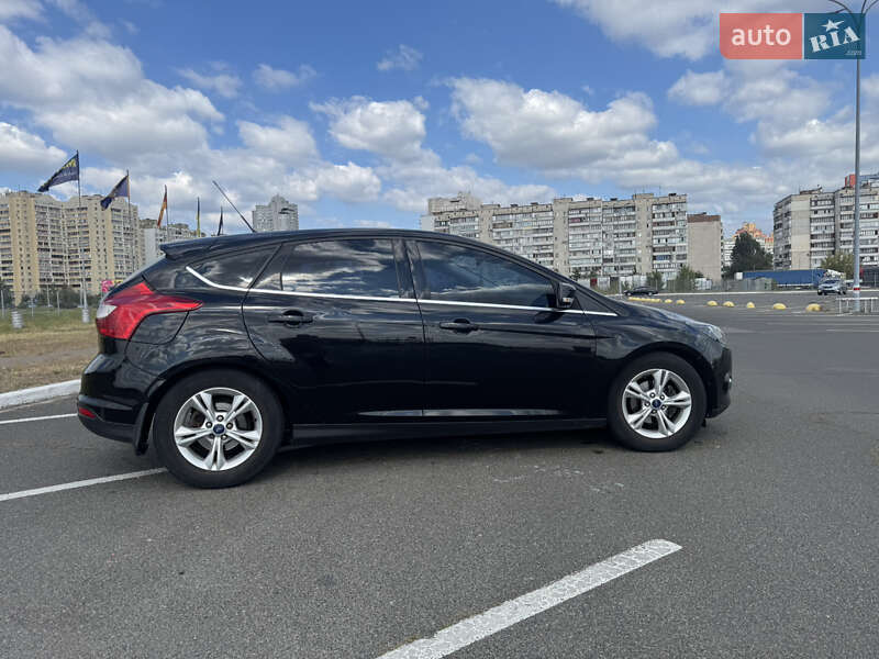 Хэтчбек Ford Focus 2013 в Киеве фото 12 Хэтчбек Ford Focus 2013 в Киеве