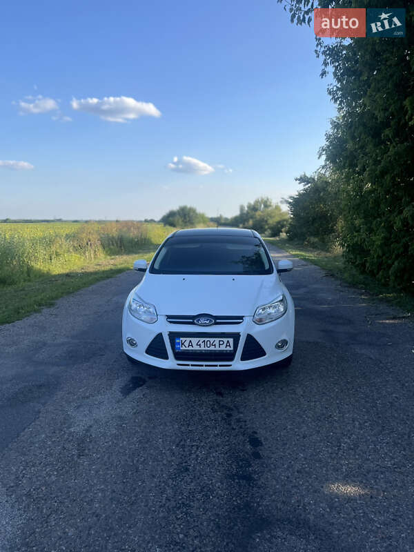 Хэтчбек Ford Focus 2012 в Киеве