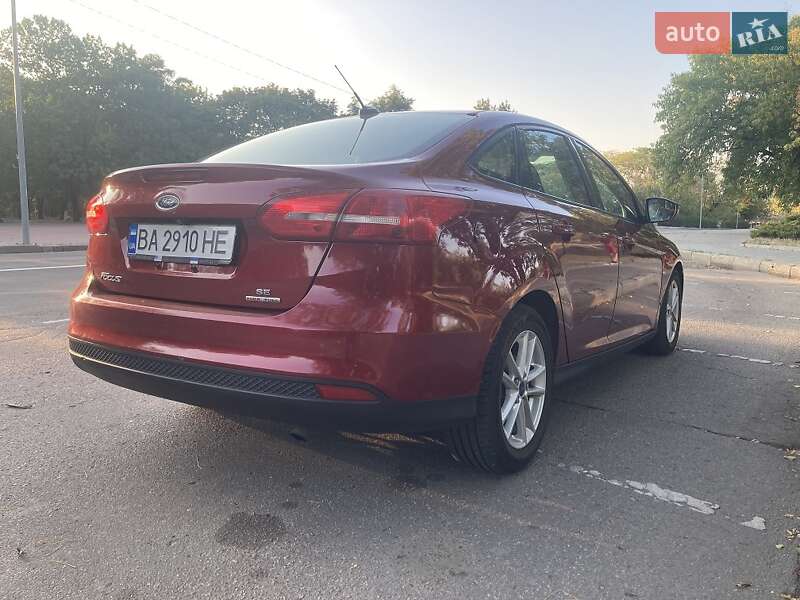Седан Ford Focus 2015 в Кропивницком