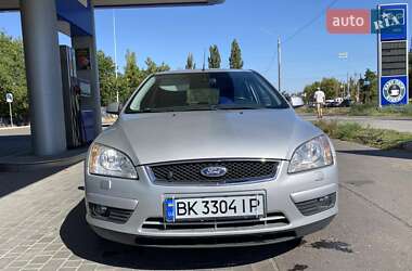 Хэтчбек Ford Focus 2007 в 